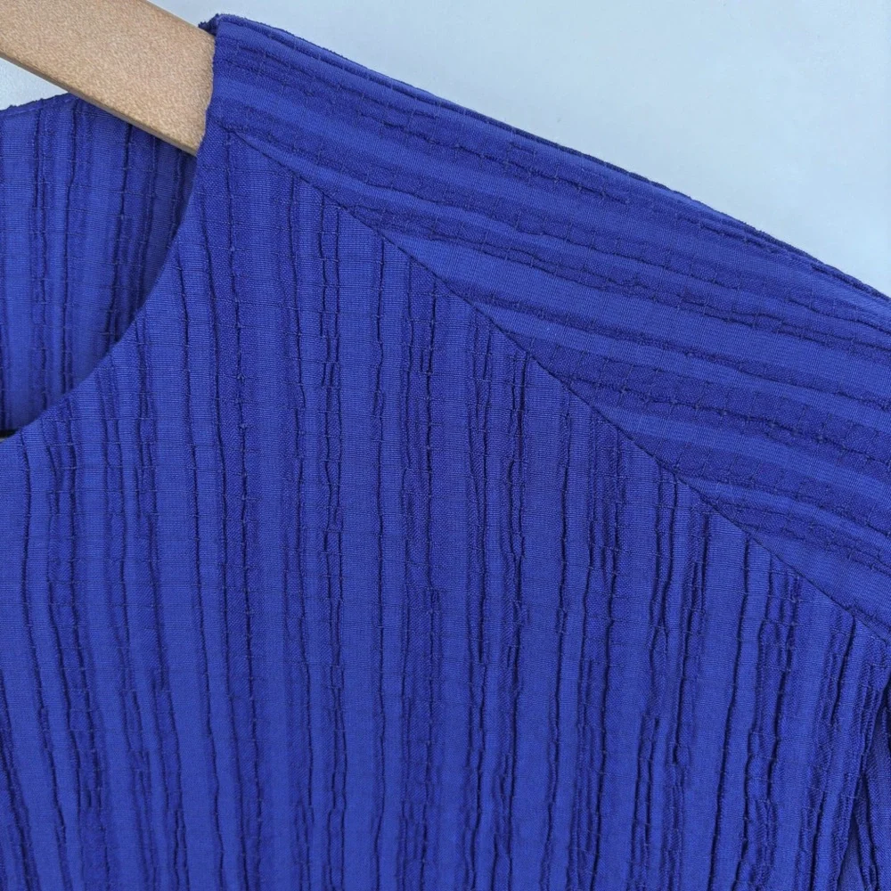 ROARINGWILD Pleated Plisse Textured Cobalt Blue Button Front Jacket Streetwear